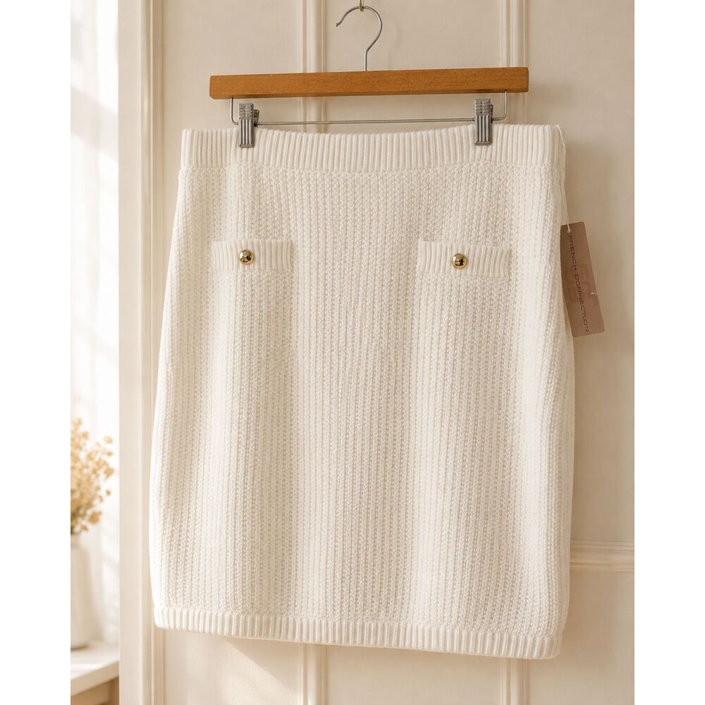 French Connection White Textured Knit Mini Skirt XL NWT Gold Button Pockets